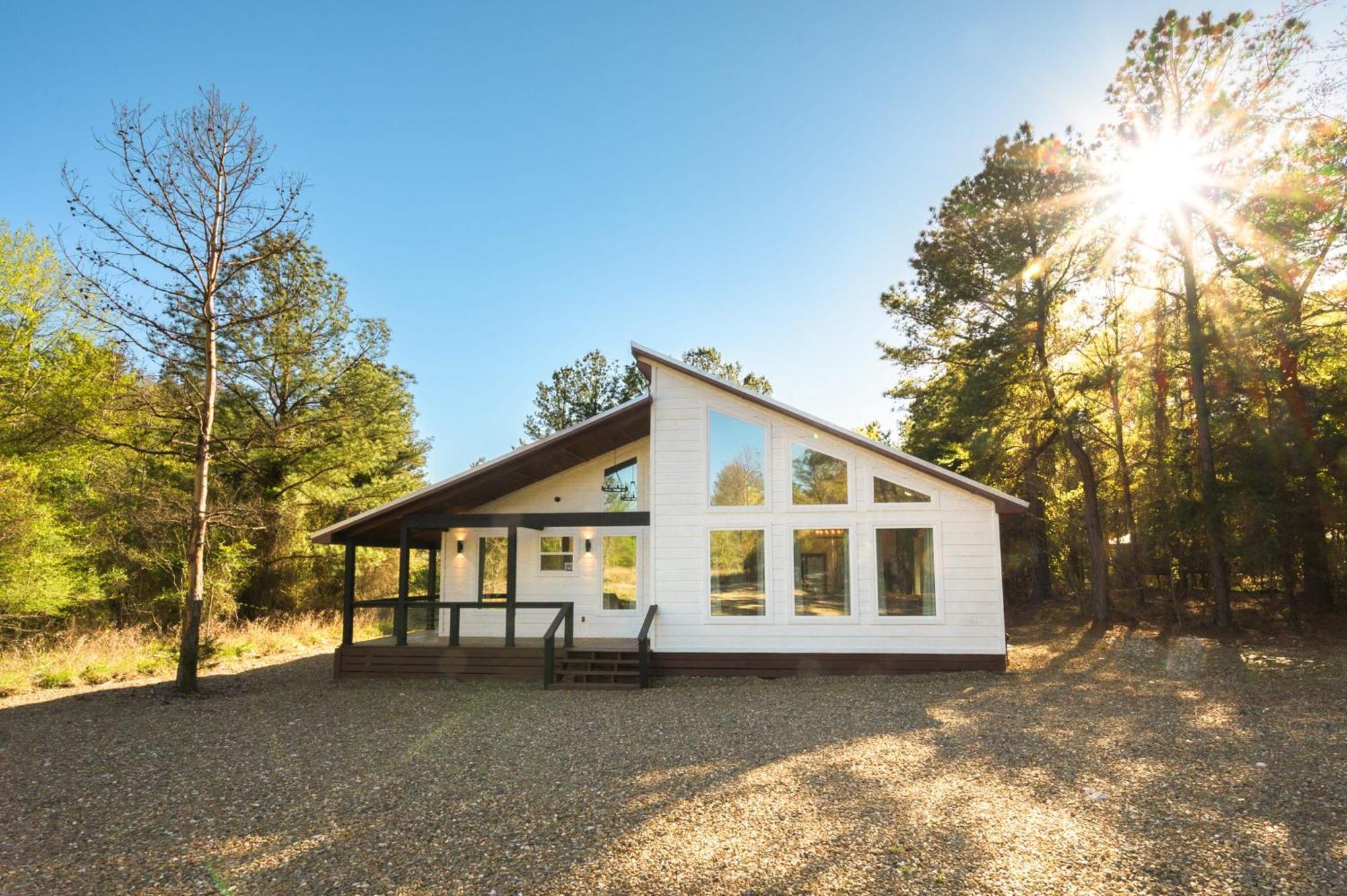 New Farmhouse-Chic Cabin With Hot Tub & Firepit Broken Bow Kültér fotó